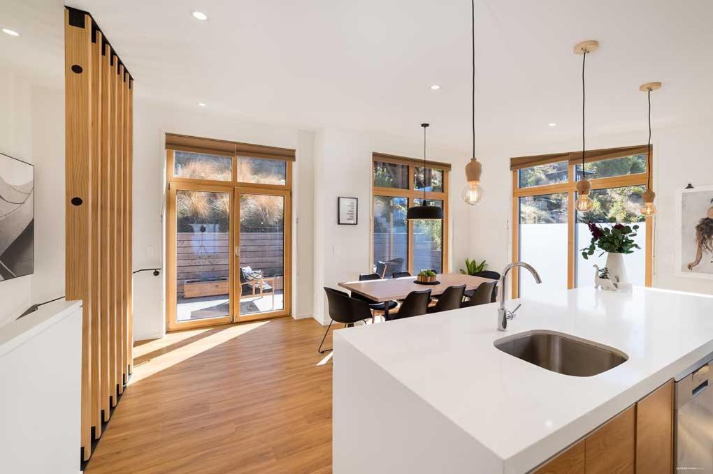 The Lairds Bothy Villa Queenstown Exterior photo